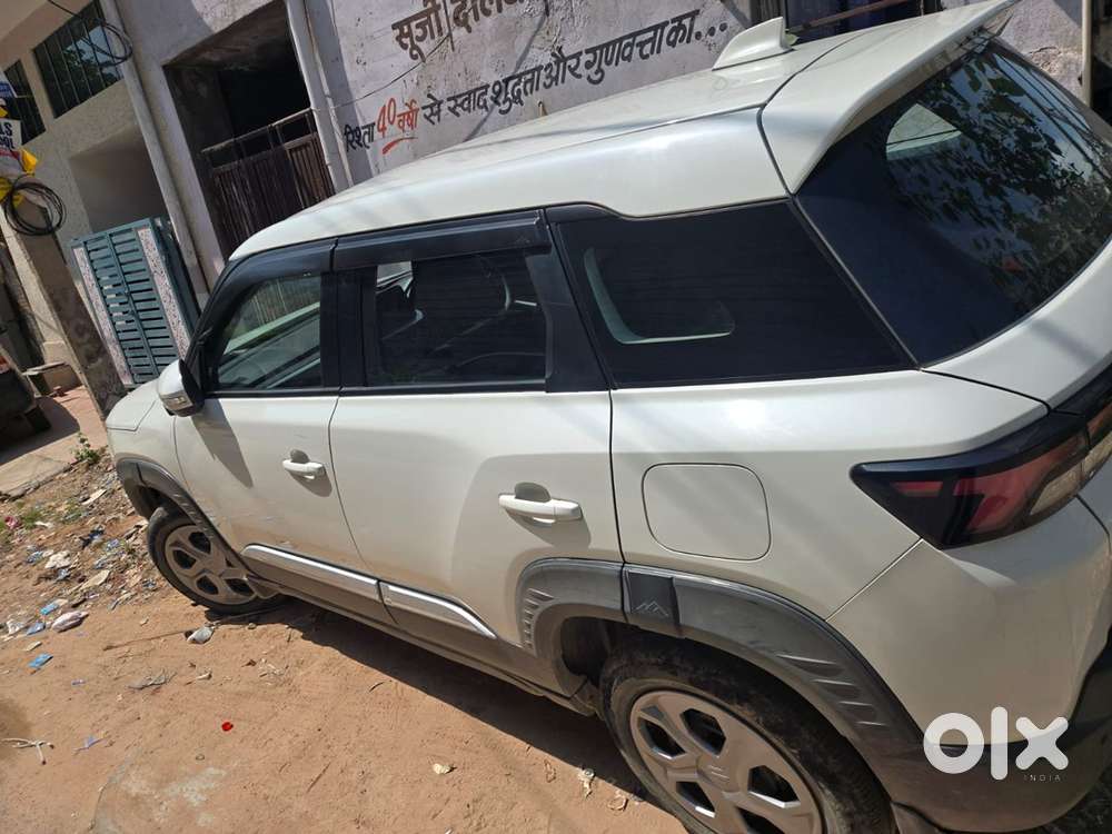 Maruti Brezza