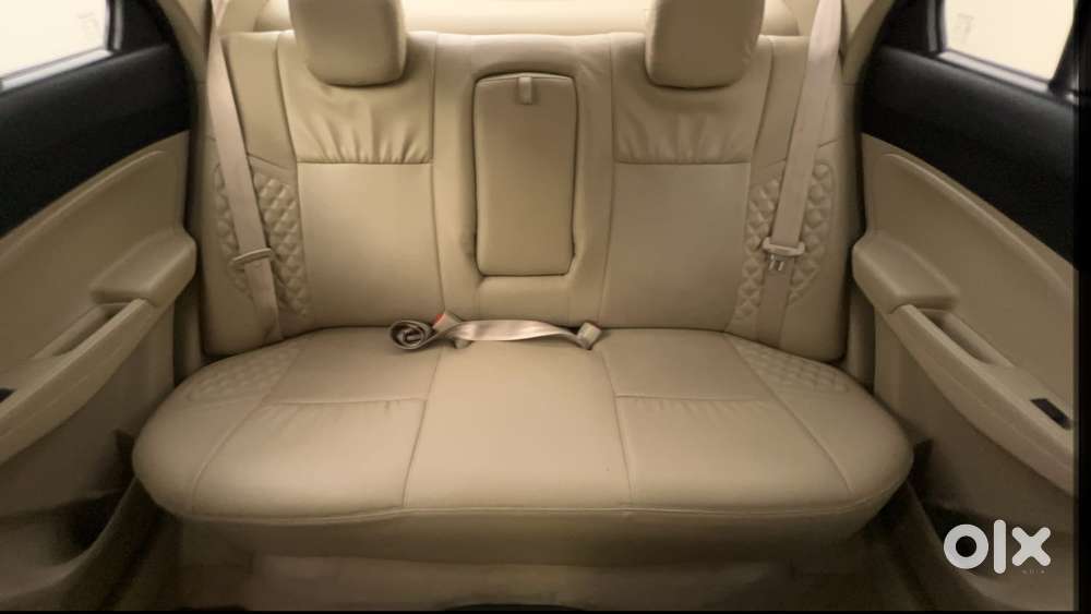 Maruti Suzuki Dzire 1.2 Zxi Amt, 2019, Petrol