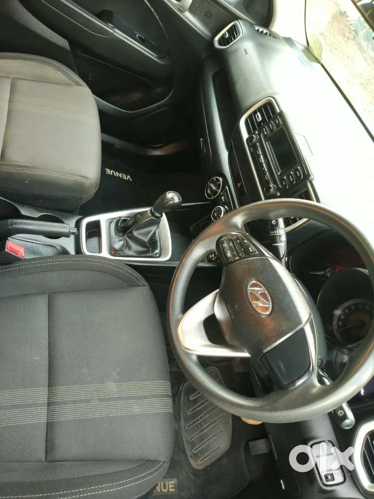 Hyundai Venue S 1.2 Petrol, 2021, Petrol