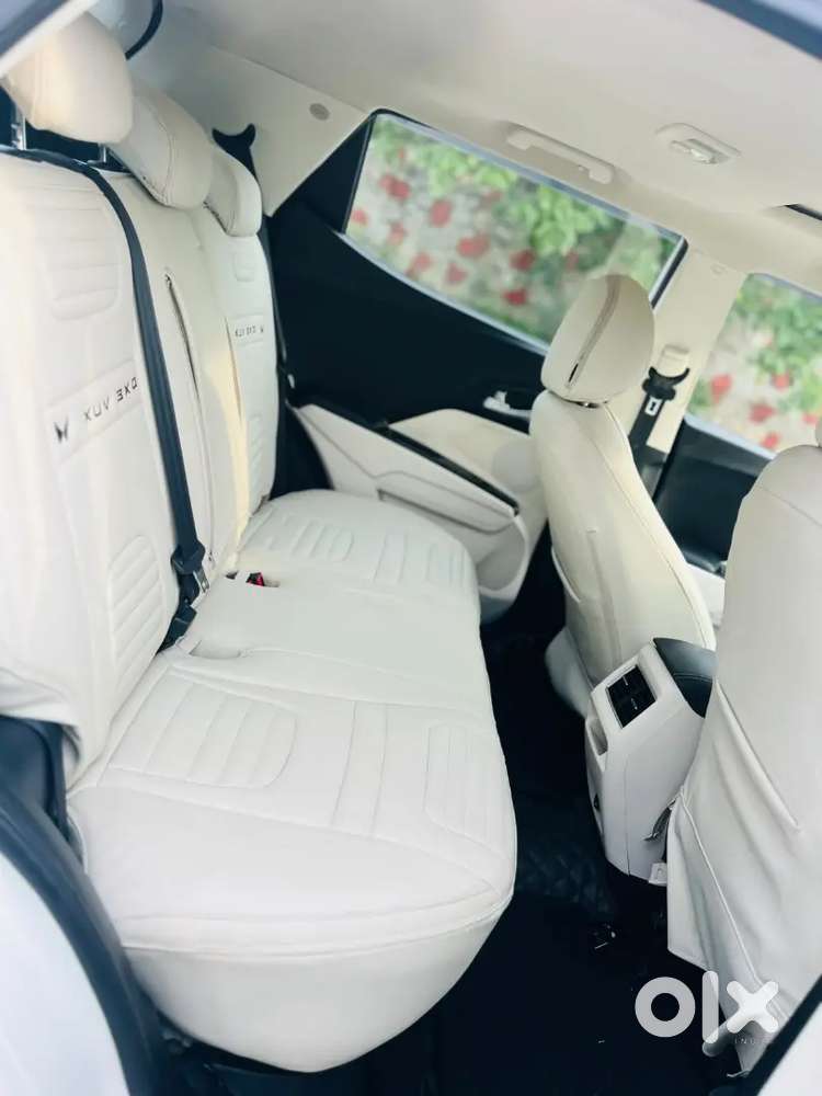 Mahindra Xuv 3xo 2025 Ax5
