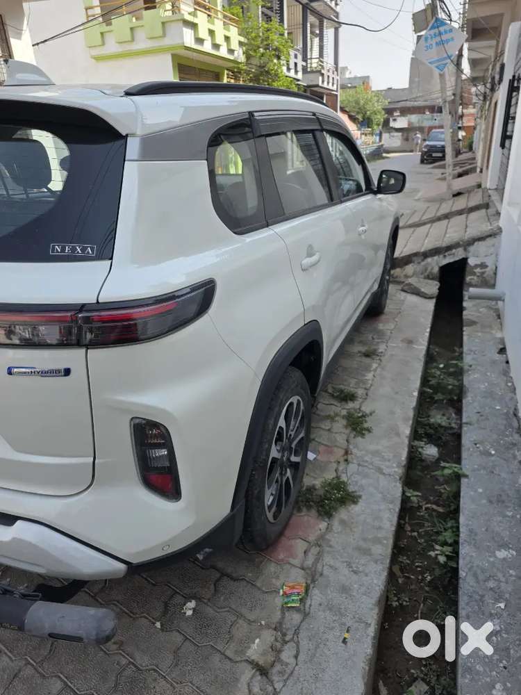Maruti Suzuki Grand Vitara 2023 Petrol 26000 Km Driven