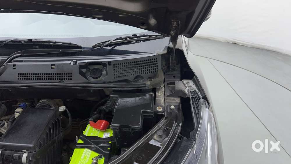 Nissan Magnite Xv Turbo, 2022, Petrol