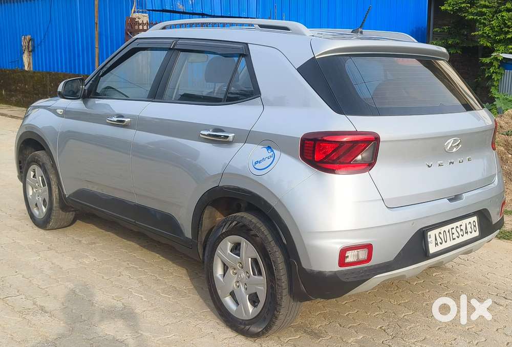 Hyundai Venue 1.2 S Plus, 2021, Petrol