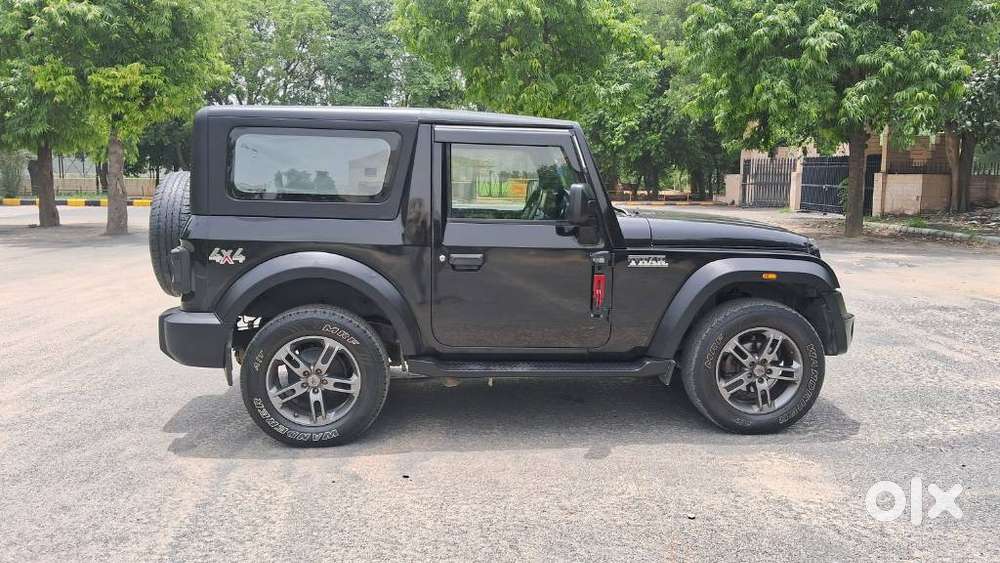 Mahindra Thar, 2022, Petrol