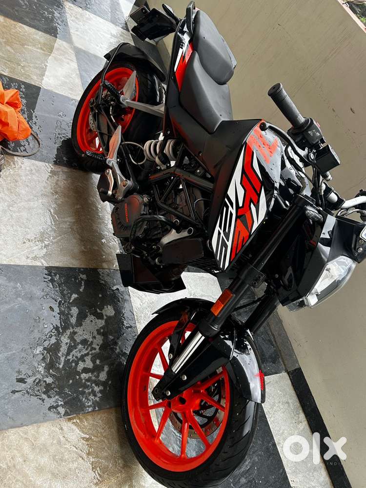 KTM 125 Duke 2020