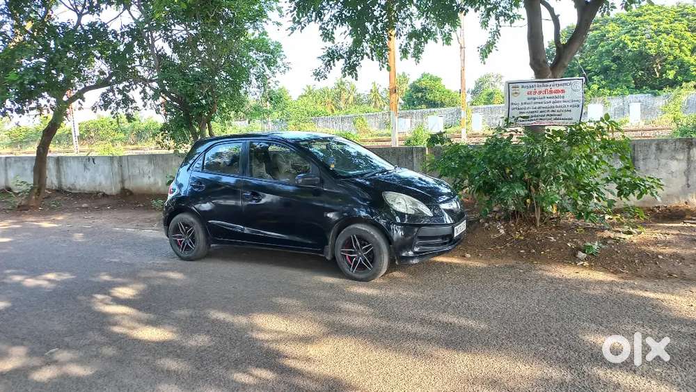 Honda Brio Petrol Mt 2013 - Perfect Condition