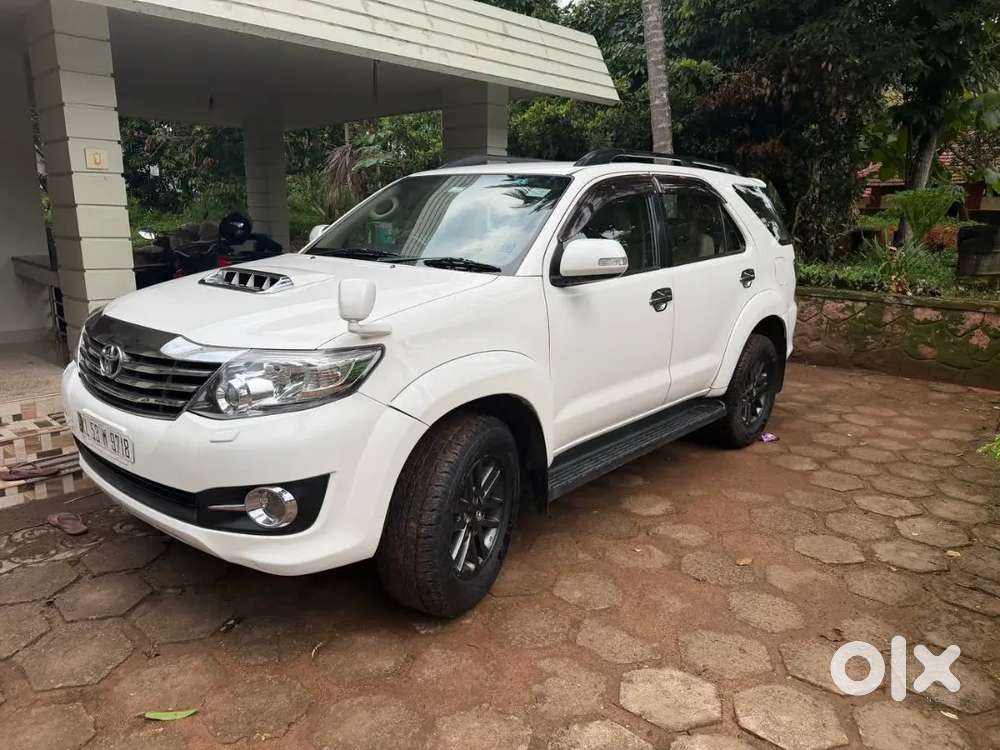 Toyota Fortuner 3.0 4x2 Automatic For Sale.
Kl-53 Registratio
