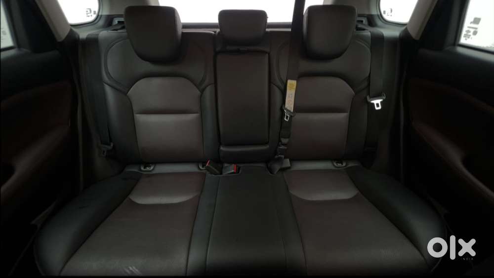 Maruti Suzuki Grand Vitara 1.5 Alpha Smart Hybrid At, 2022, Petrol