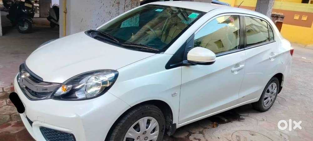 2017 Honda Amaze Petrol // Gj-1 Passing// Single Hand Driven//