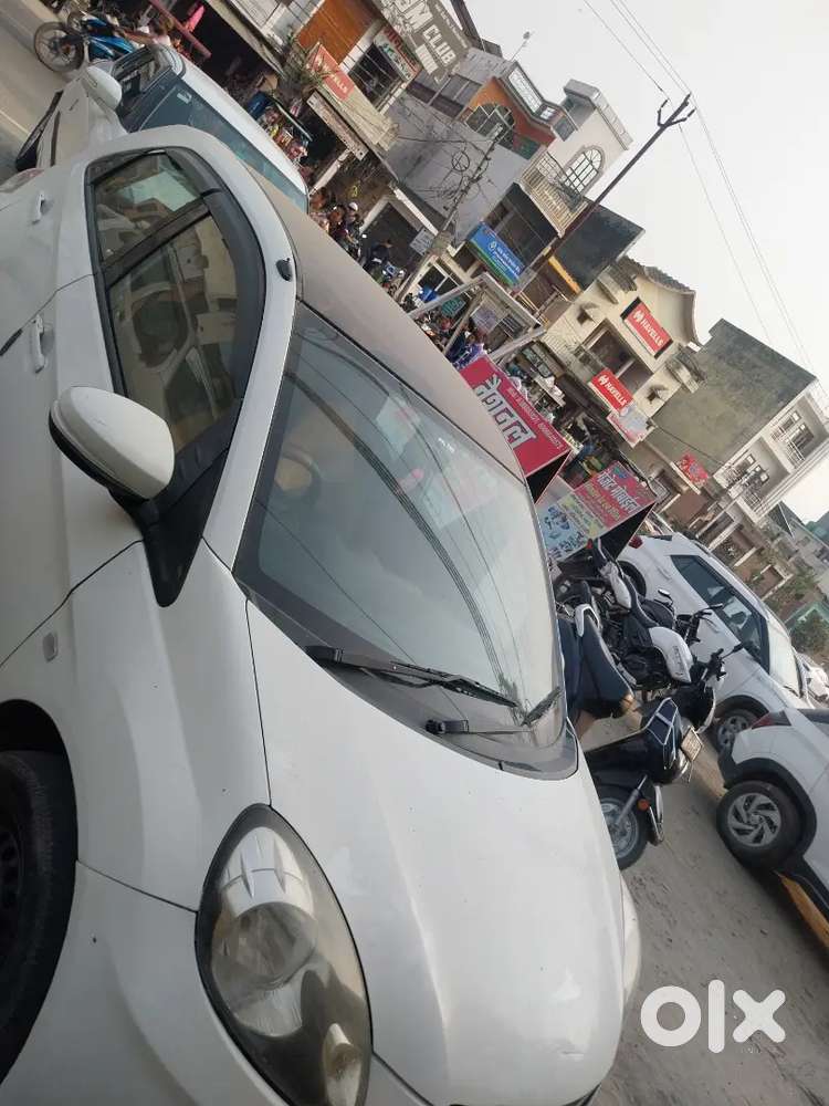 Honda Brio 2013 Smt Good Condition