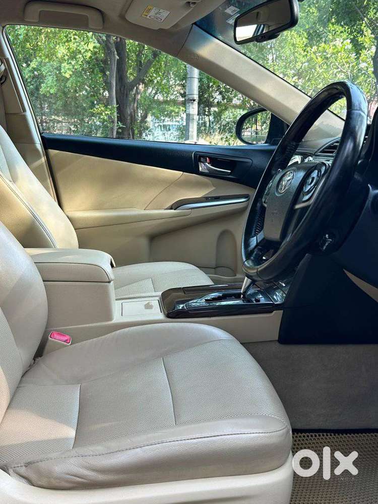 Toyota Camry Hybrid 2.5, 2016