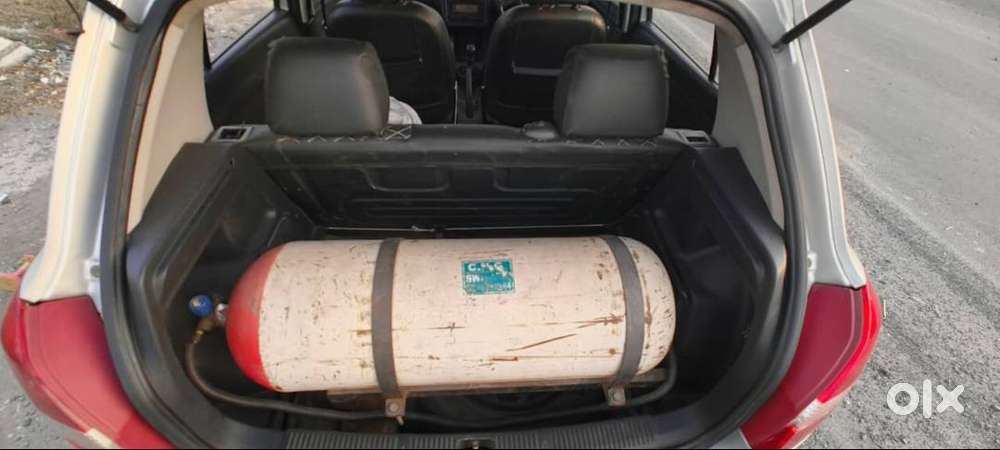 Skoda Fabia Cng 2010