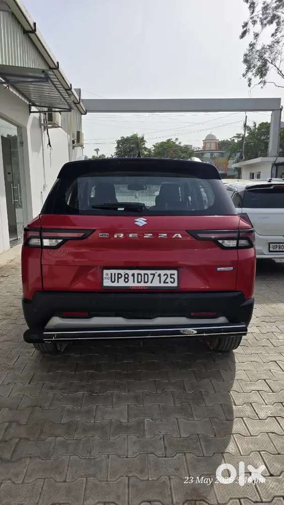 Maruti Suzuki Brezza 2023 Petrol Well Maintained