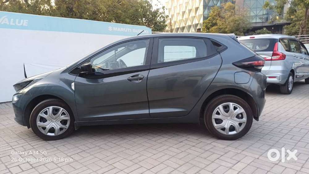 Tata Altroz 1.2 Xt, 2022, Petrol