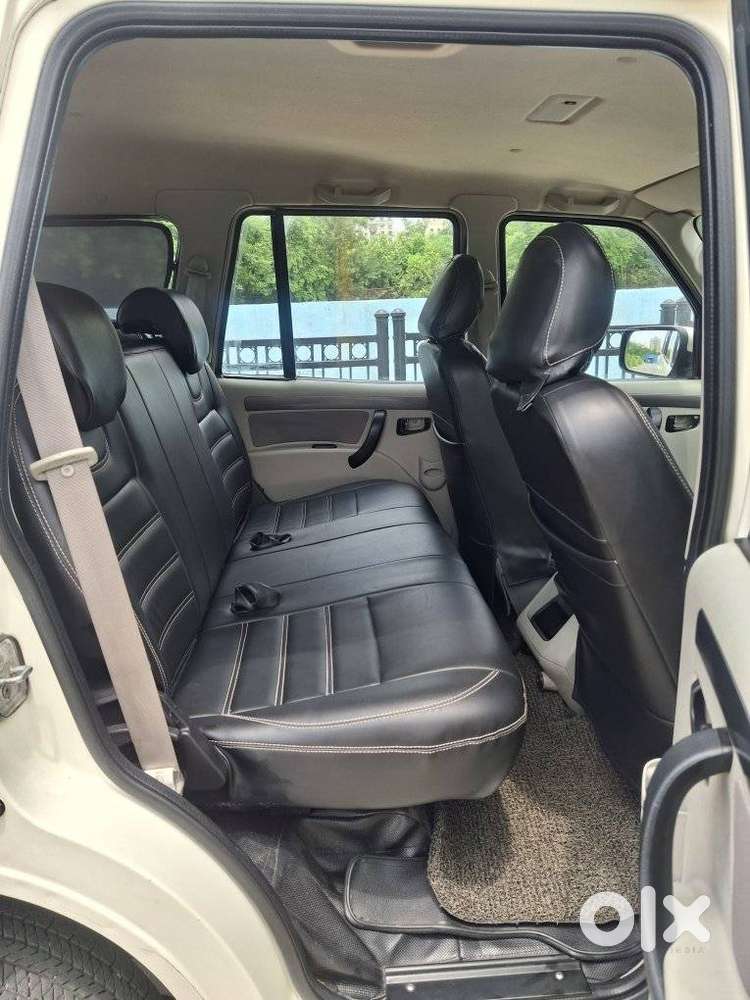 Mahindra Scorpio S4 Plus 9s, 2017, Diesel