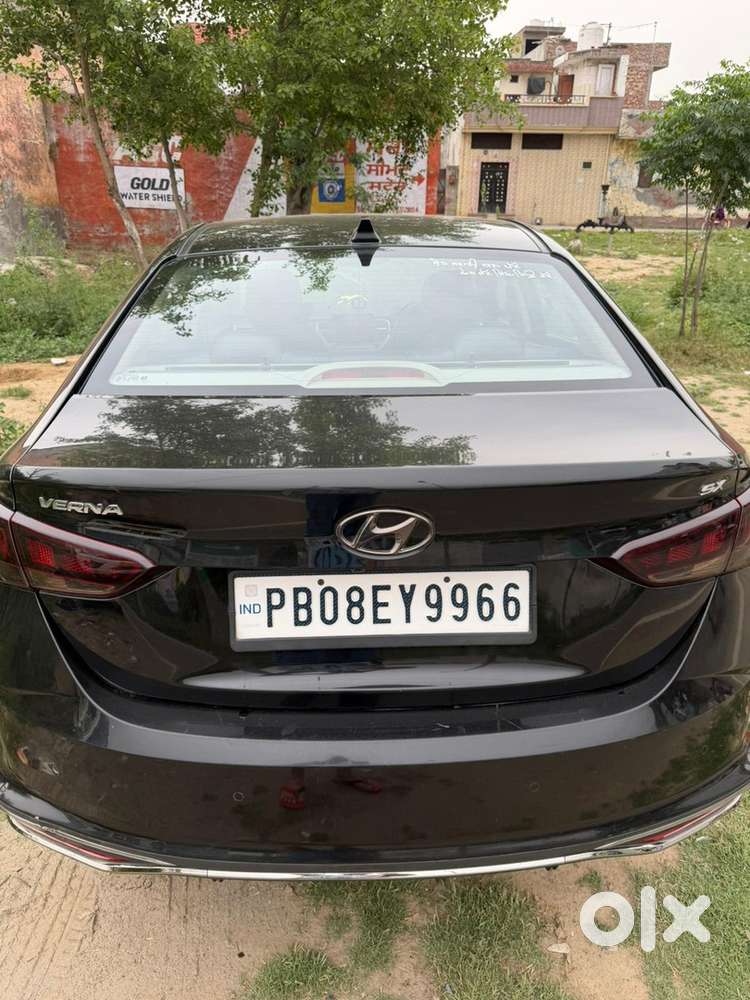 Hyundai Verna Diesel 2022