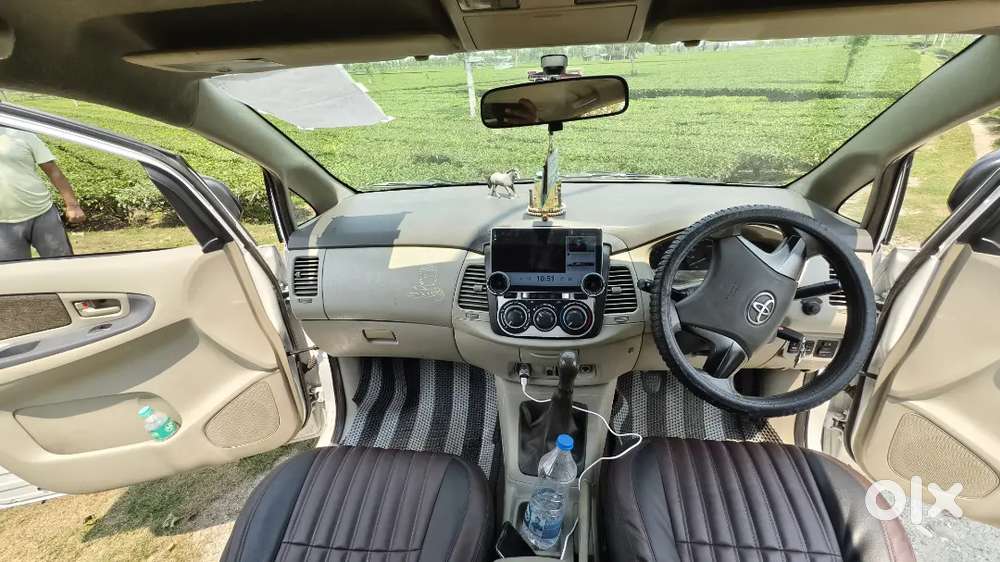 Toyota Innova 2013
