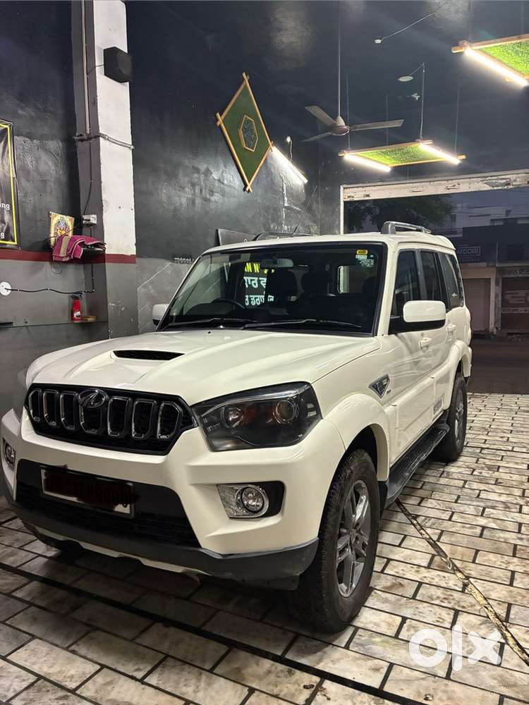 Mahindra Scorpio Classic 2018
