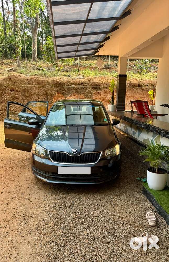 Skoda Rapid 2021 Petrol