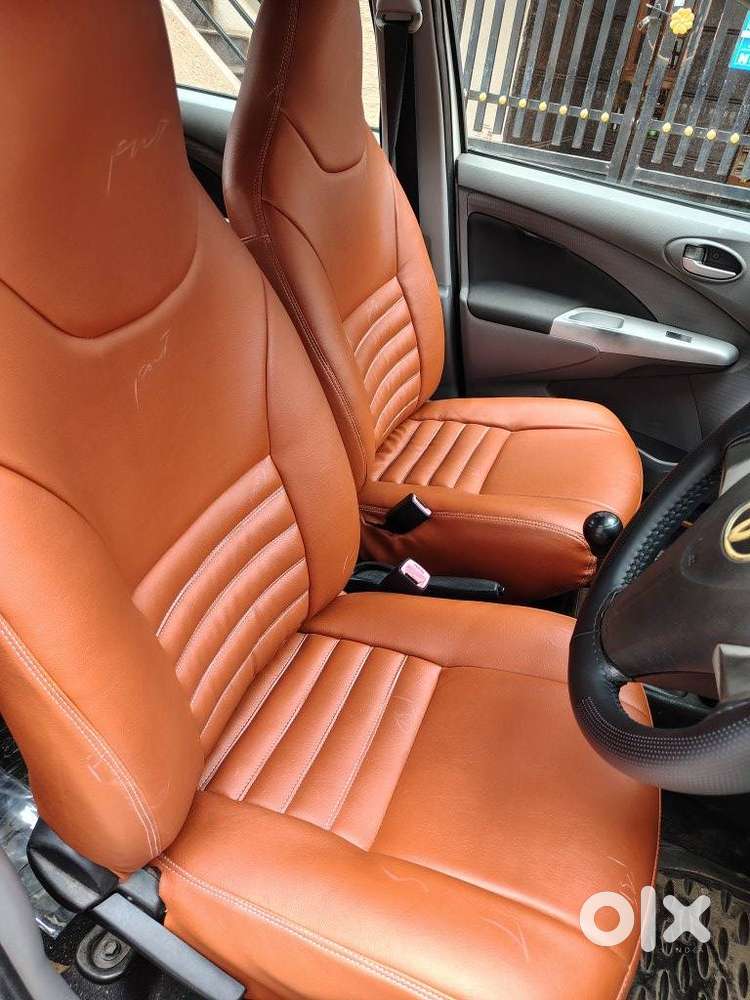 Toyota Etios 1.5 V, 2011, Petrol