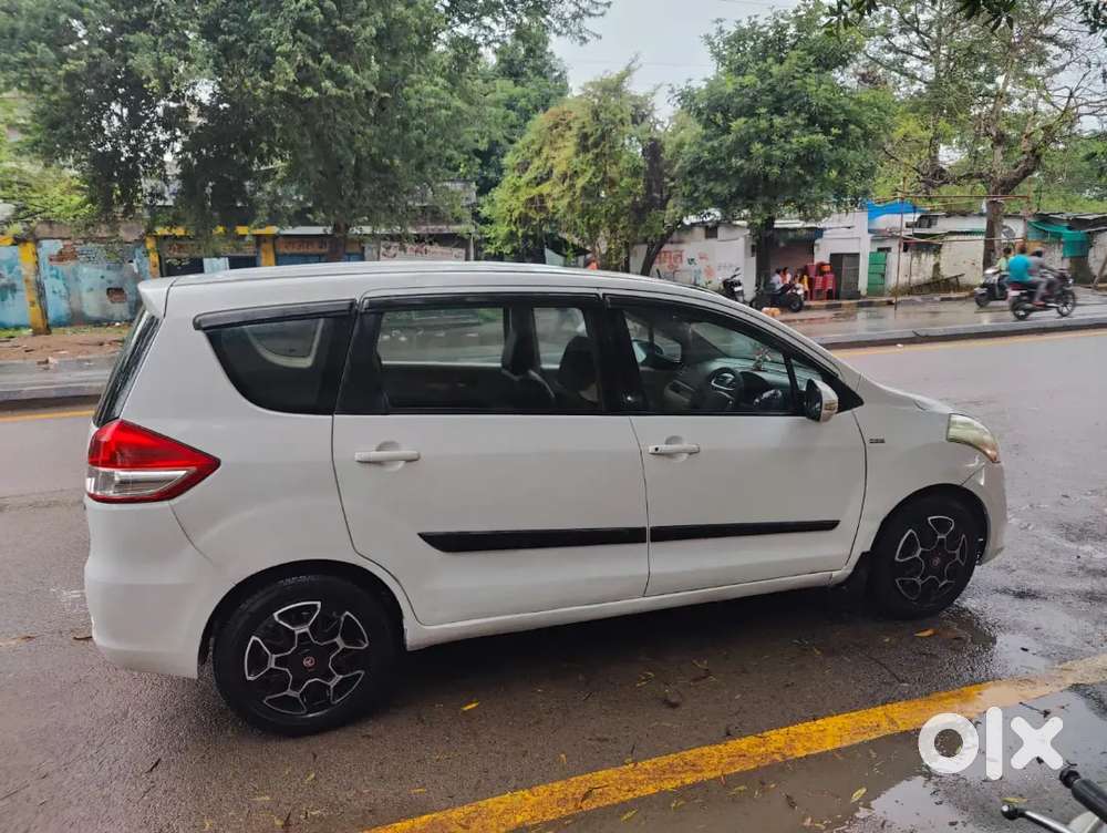 Maruti Suzuki Ertiga Vdi 2013