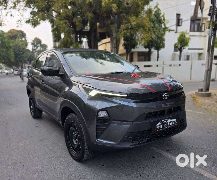 Tata Nexon Smart Plus1.2 Revotron Petrol 5 Mt, 2025, Petrol