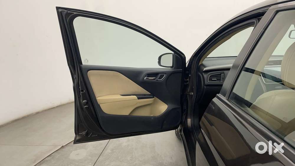 Honda City I-vtec Cvt V, 2017, Petrol