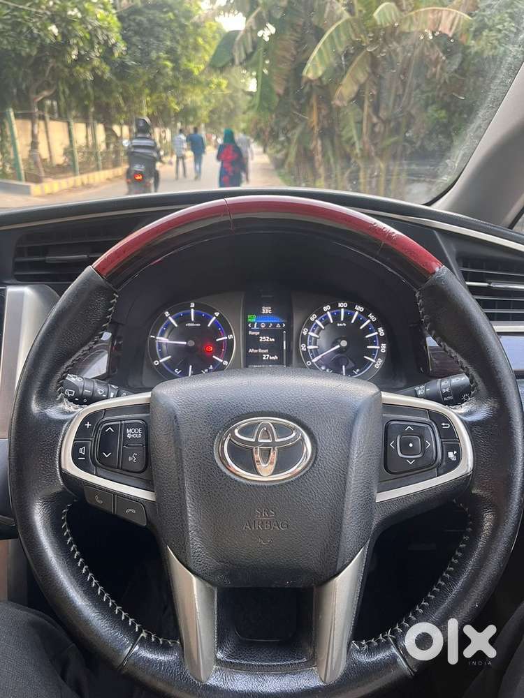 Toyota Innova Crysta 2018 Diesel Manual