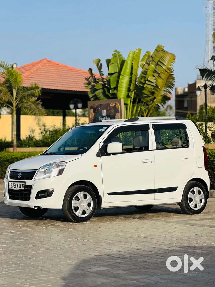 Maruti Suzuki Wagon R Vxi Amt Opt, 2017, Cng & Hybrids