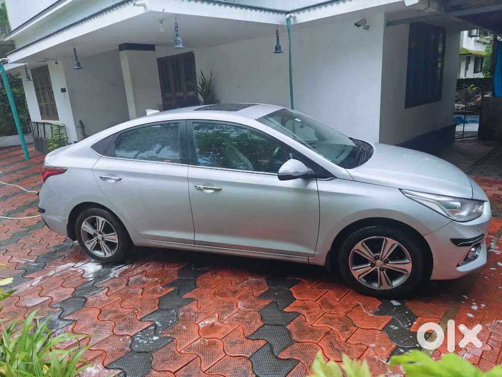 Hyundai Verna Petrol Automatic Sx O