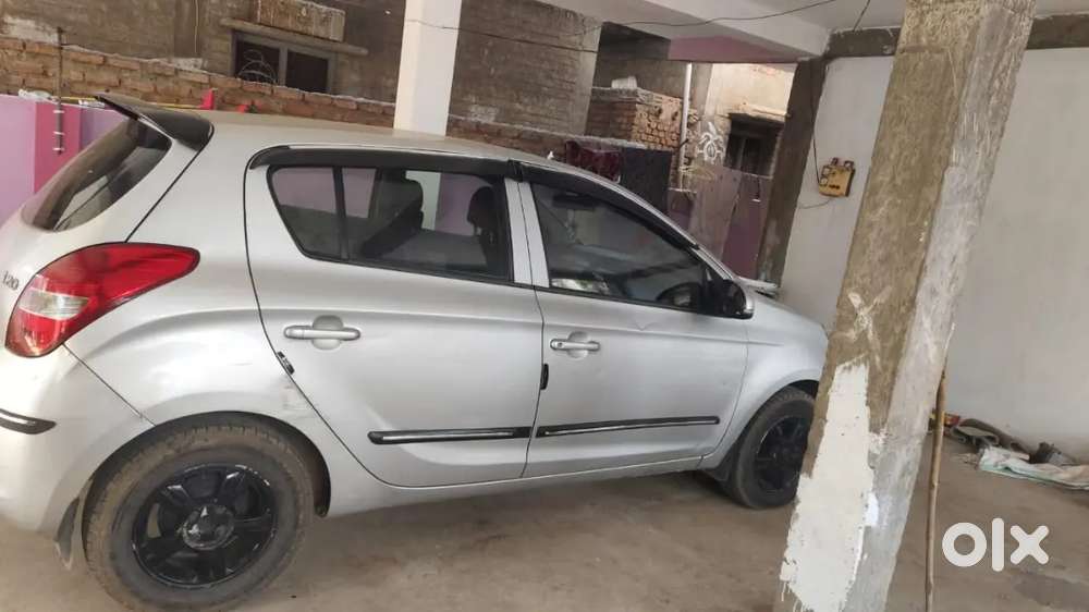 Hyundai New I20 Diesel Manual 2012