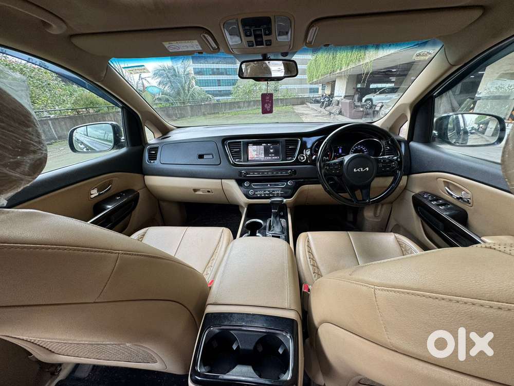 Kia Carnival Limousine Plus 7 Str, 2022, Diesel