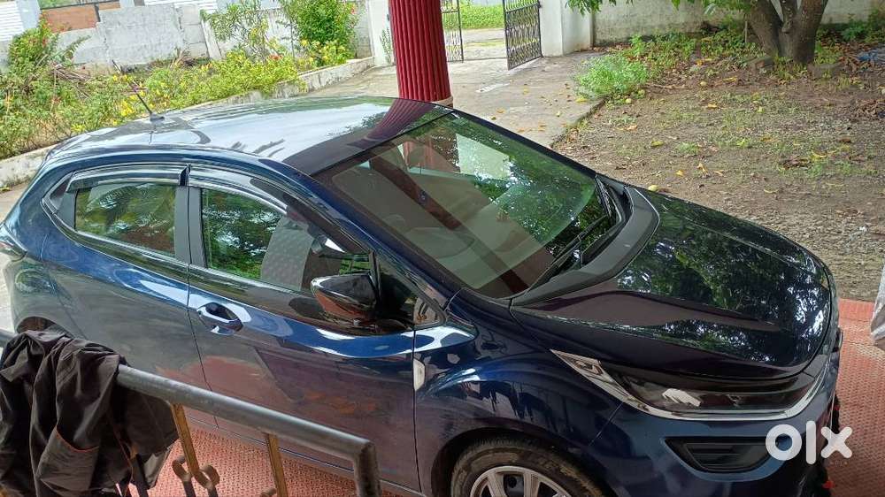 Tata Altroz 2025 Petrol Well Maintained