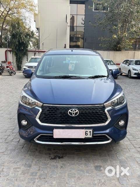Toyota Rumion V Mt, 2024, Petrol
