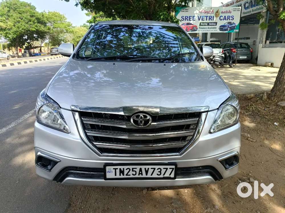 Toyota Innova 2.5 V 2013