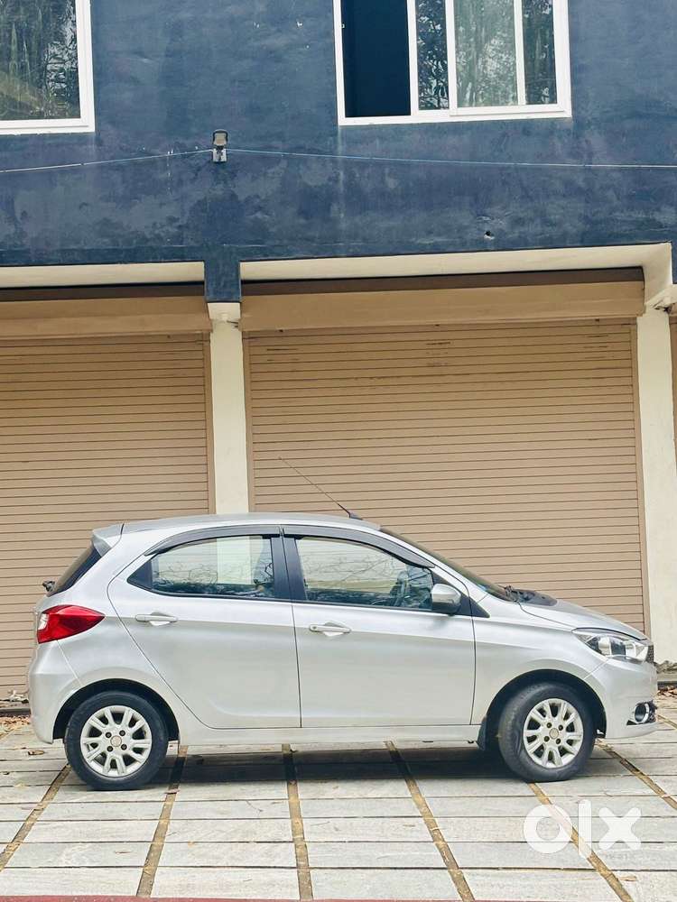 Tata Tiago Xz, 2016, Petrol