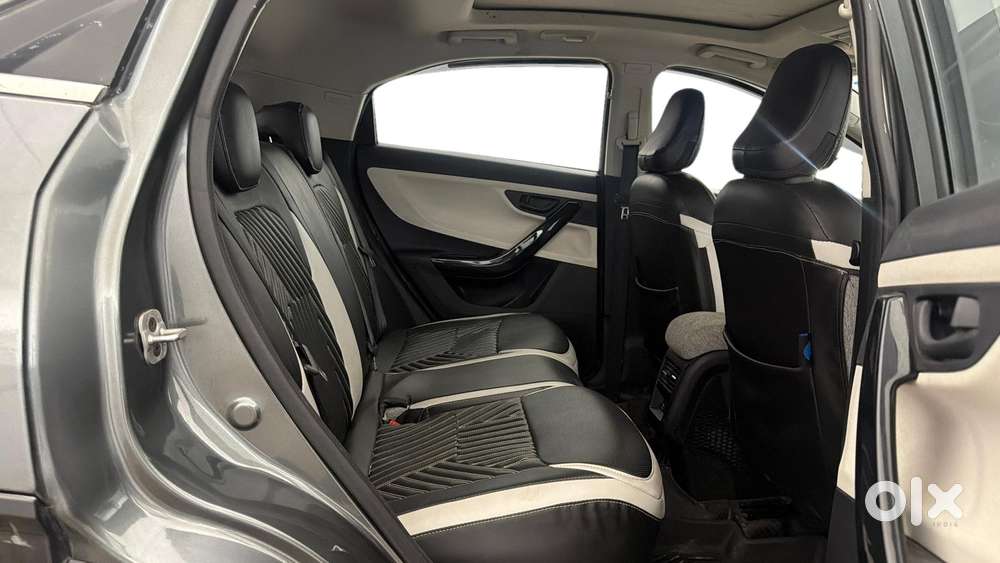 Tata Curvv Pure Plus S 1.2 Revotron Petrol 7dca, 2025, Petrol