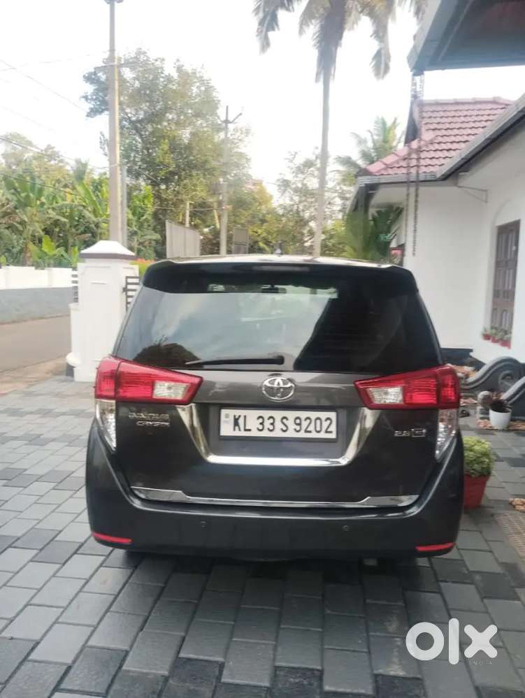 Toyota Innova Crysta 2.8 2018 Last. Cruise Control