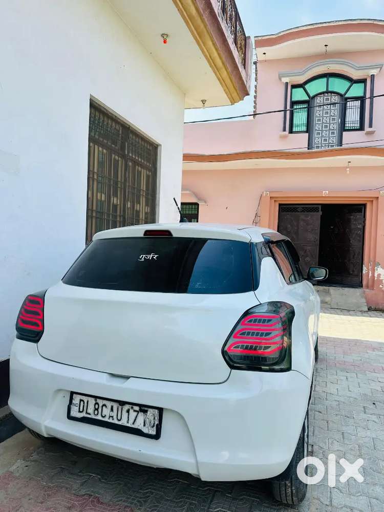 2018 Model Automatic Swift