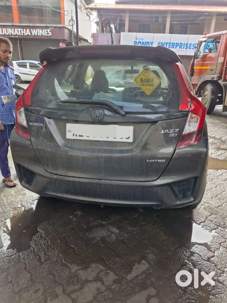 Honda Jazz 2018 Diesel 121000 Km Driven