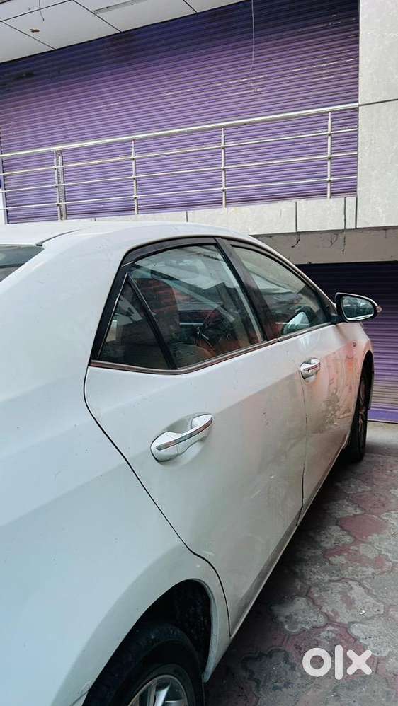 Toyota Corolla Altis 2016 Petrol Well Maintained