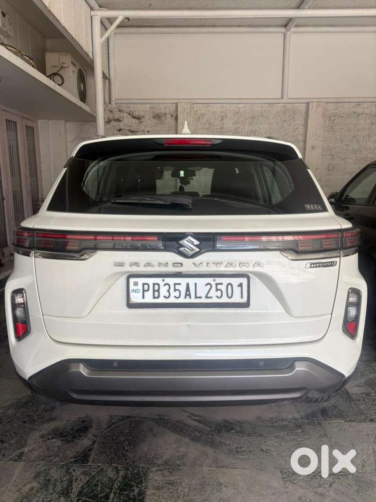 Maruti Suzuki Grand Vitara 2023 Top Model