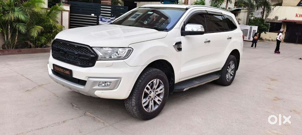 Ford Endeavour 3.2 Titanium At 4x4, 2016, Diesel
