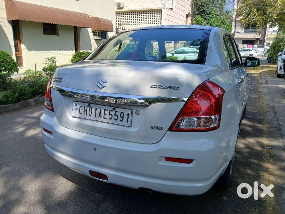 Maruti Suzuki Swift Dzire Vxi Optional, 2010, Petrol