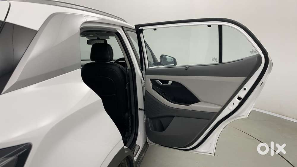 Hyundai Creta 1.5 Sx (o) Ivt Petrol, 2025, Petrol