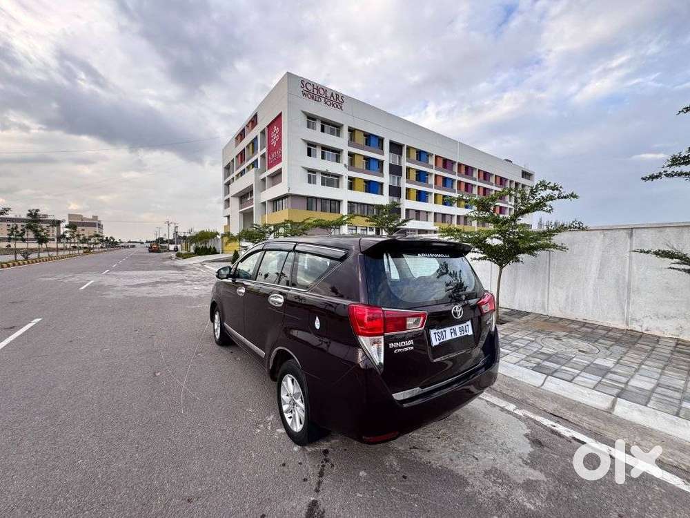 Toyota Innova Crysta 2.4 G Mt 8s, 2017, Diesel