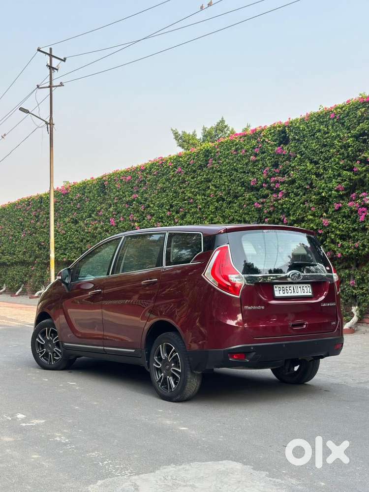 Mahindra Marazzo M8, 2018, Diesel