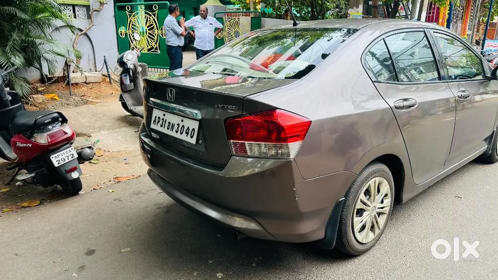 Honda City Petrol 2011 Variant