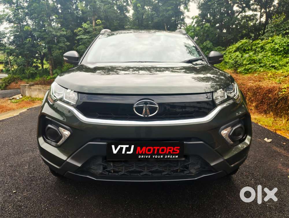 Tata Nexon 1.2 Revotron Xma Amt (s), 2022, Petrol