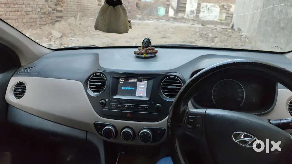 Hyundai Grand I10 2017 Petrol Well Maintained